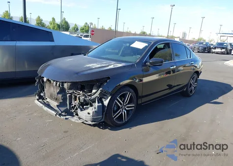 2017 Honda Accord Lx z USA, uszkodzony, nr VIN 1HGCR2F38HA070501
